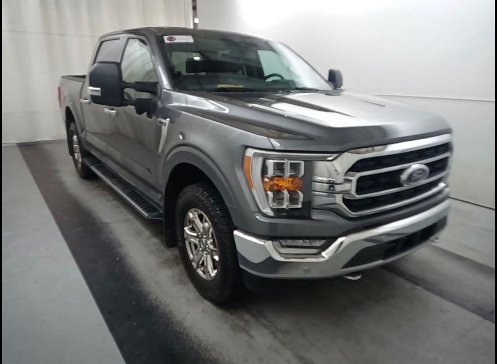 2021 Ford F-150 XLT 4x4 SuperCrew 145 in's photo