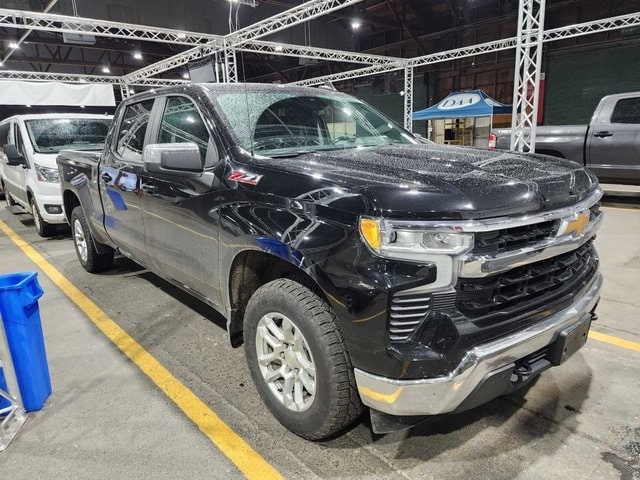 2022 Chevrolet Silverado 1500 LT's photo