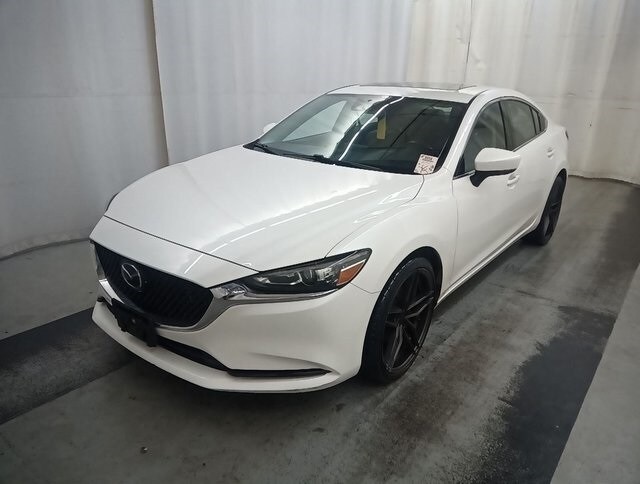 2018 Mazda Mazda6 Touring photo 2