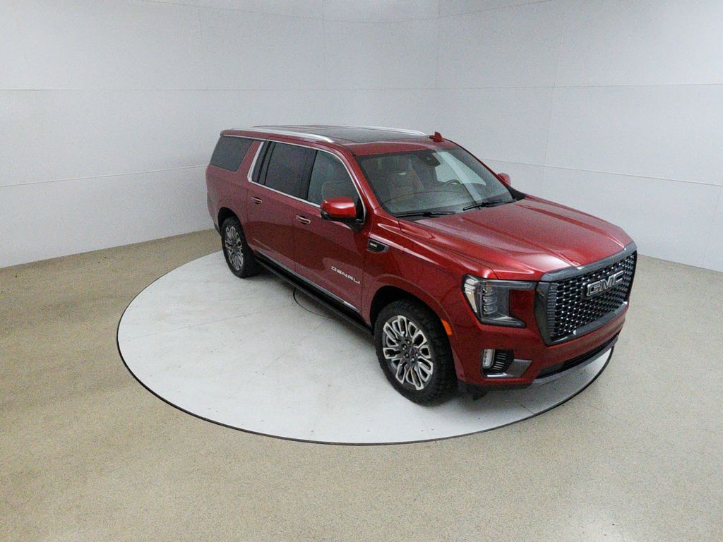 2023 GMC Yukon Denali Ultimate's photo