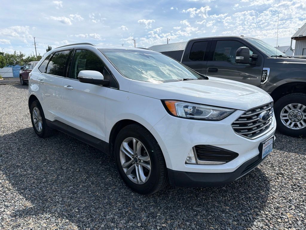 2020 Ford Edge SEL's photo