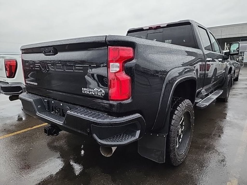 Used 2020 Chevrolet Silverado 3500HD High Country Truck Crew Cab