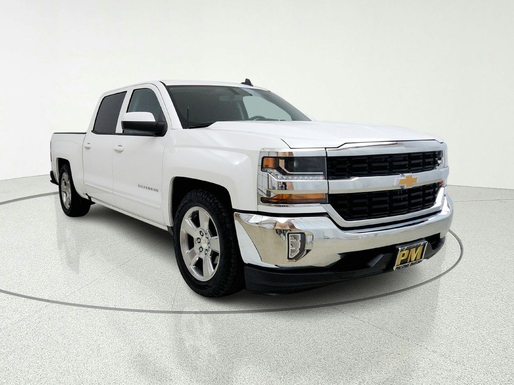 2018 Chevrolet Silverado 1500 LT Crew Cab Standard Box's photo