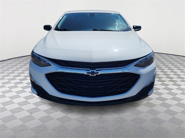 2021 Chevrolet Malibu RS photo 2
