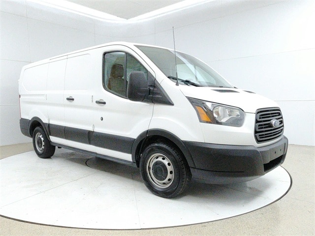 2018 Ford Transit Van Base's photo