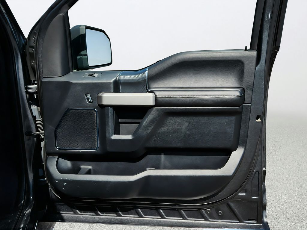 2019 Ford F-150 Lariat - Photo 30