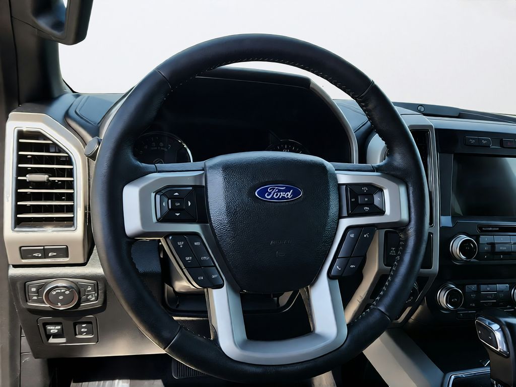 2019 Ford F-150 Lariat - Photo 19