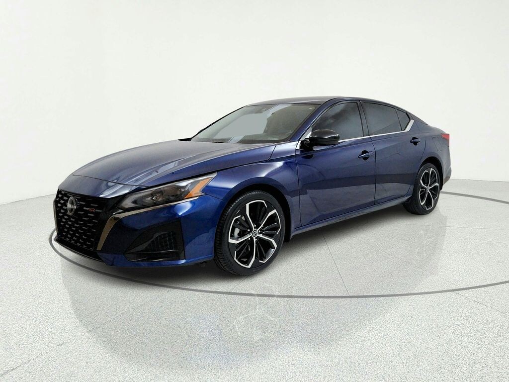 Used 2024 Nissan Altima 2.5 SR Sedan