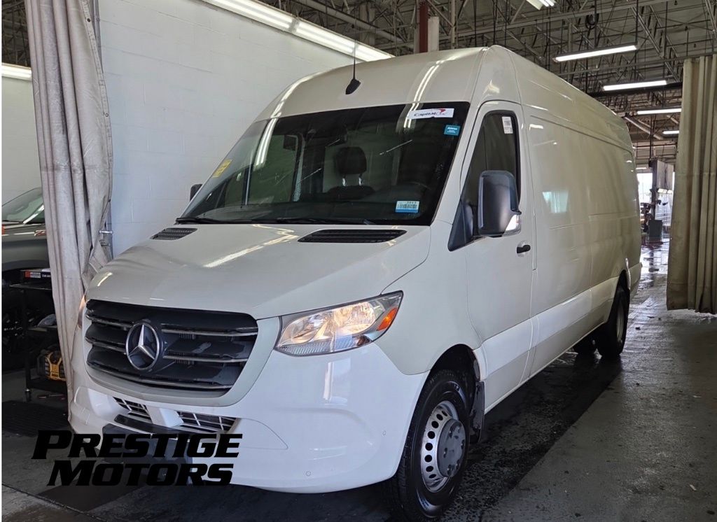2019 Mercedes-Benz Sprinter Cargo Van Base
