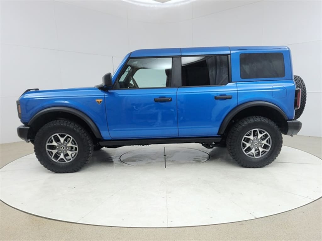 Used 2025 Ford Bronco Badlands SUV