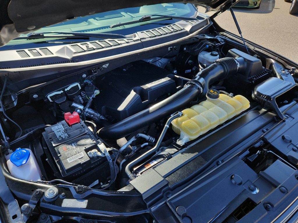 2019 Ford F-150 Lariat - Photo 16