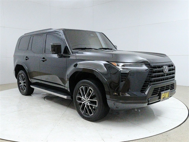 2025 Lexus GX Premium's photo