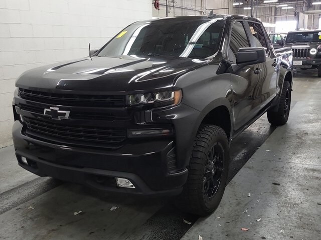 2021 Chevrolet Silverado 1500 RST photo 2