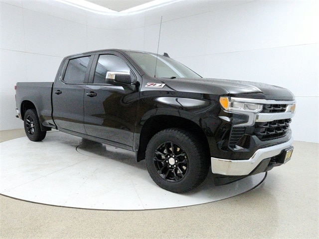 2022 Chevrolet Silverado 1500 LT's photo