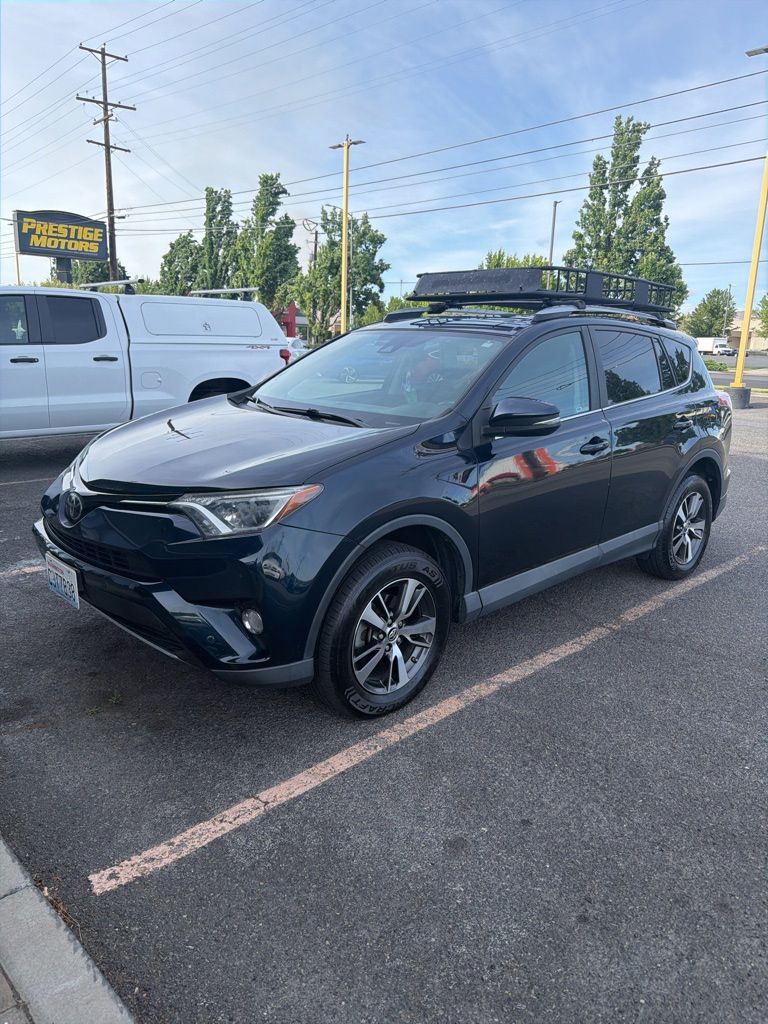 2018 Toyota RAV4 XLE AWD's photo