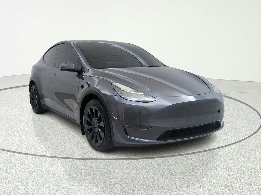 2022 Tesla Model Y Long Range Dual Motor All-Wheel Drive's photo