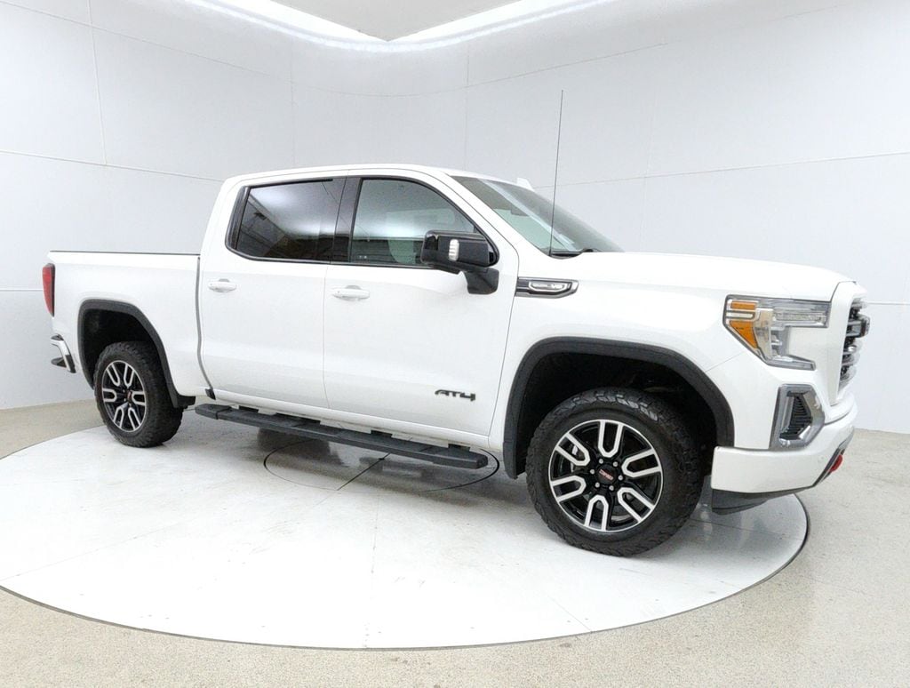 2019 GMC Sierra 4WD Crew Cab Short Box AT4's photo