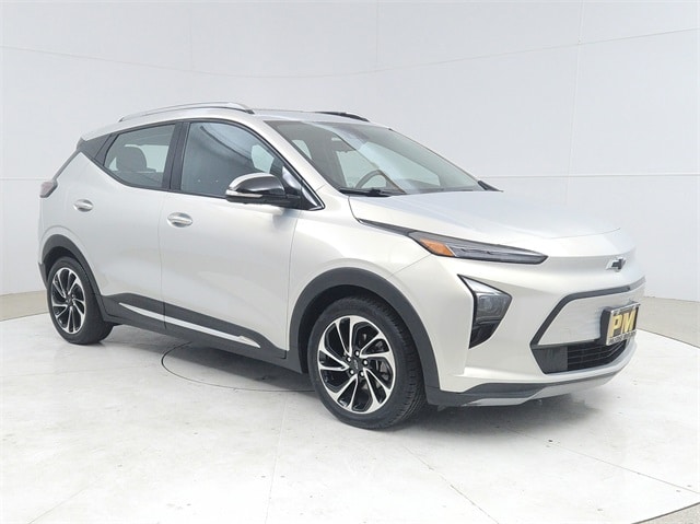 2022 Chevrolet Bolt EUV Premier's photo
