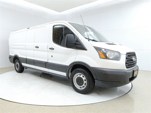 2018 Ford Transit Van Base's photo