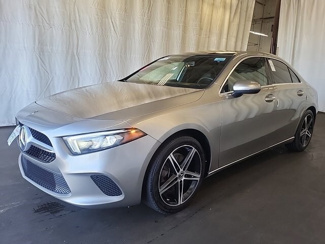 2019 Mercedes Benz A 220 photo 2