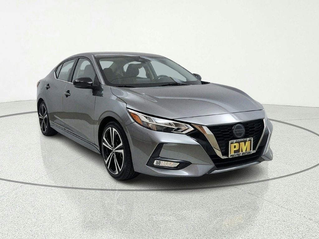 2023 Nissan Sentra SR CVT's photo