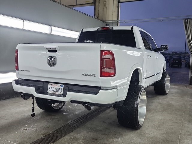 2022 Ram 1500 Limited photo 2