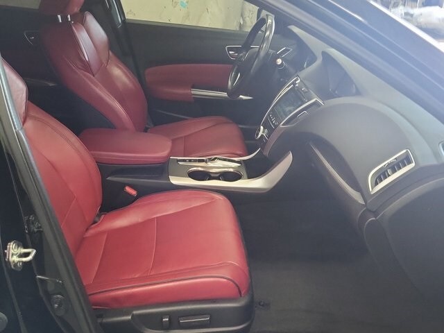 2019 Acura TLX 3.5L Technology A-Spec photo 4