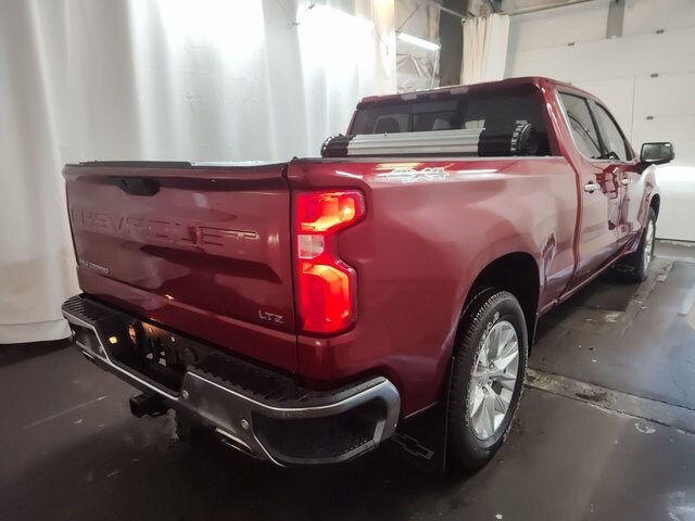 2019 Chevrolet Silverado 1500 LTZ photo 3