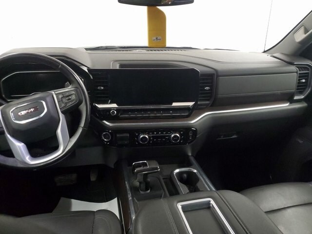 2022 Gmc Sierra 1500 SLT photo 4