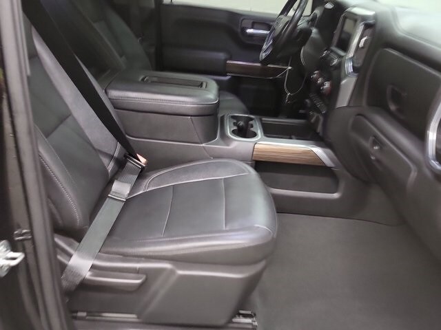 2021 Chevrolet Silverado 1500 RST photo 4