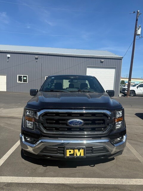 2023 Ford F-150 XL photo 3