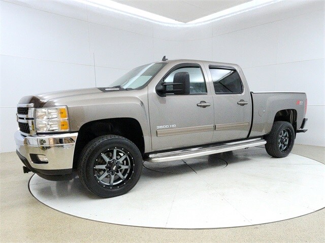 2013 Chevrolet Silverado 3500HD LTZ photo 3