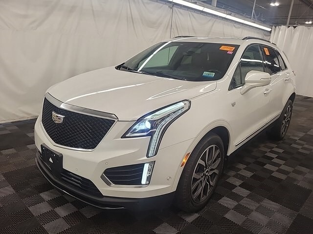 2021 Cadillac XT5 Sport photo 2