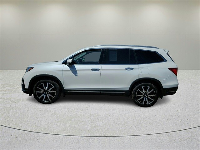 2021 Honda Pilot Touring photo 4