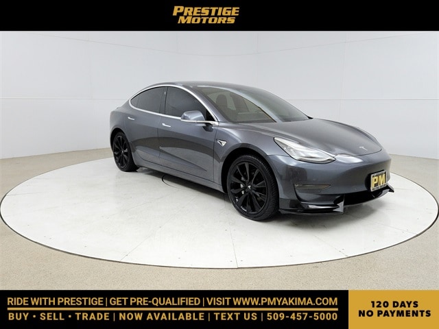 2019 Tesla Model 3 Long Range's photo