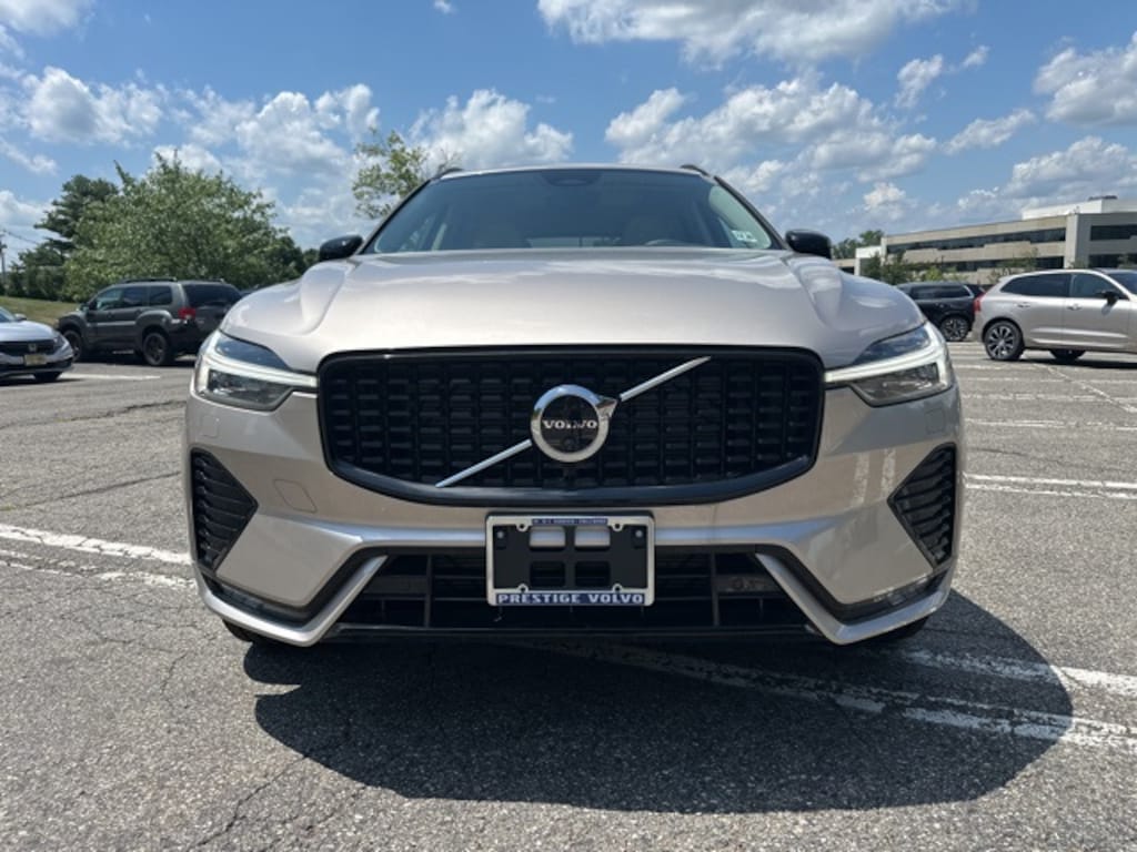 Used 2025 Volvo XC60 B5 Plus SUV