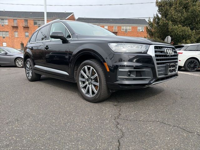 2019 Audi Q7 Premium Plus