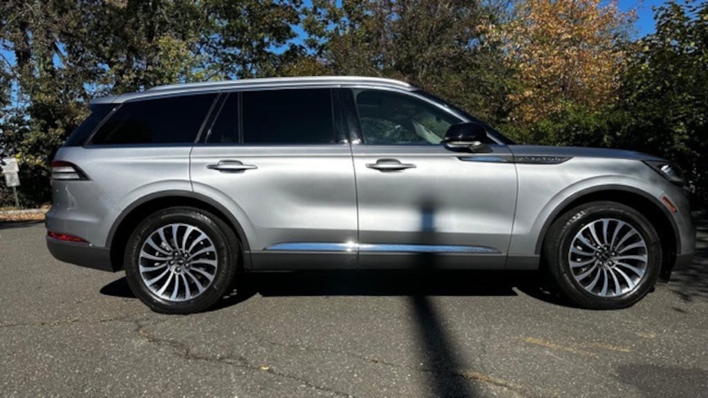 Used 2023 Lincoln Aviator Standard SUV