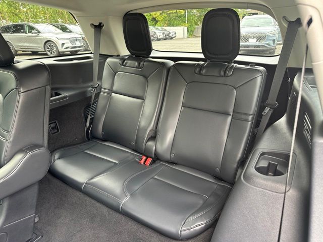 2025 Lincoln Aviator Premiere - Photo 11