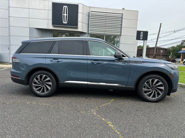 2025 Lincoln Aviator Premiere - Photo 8