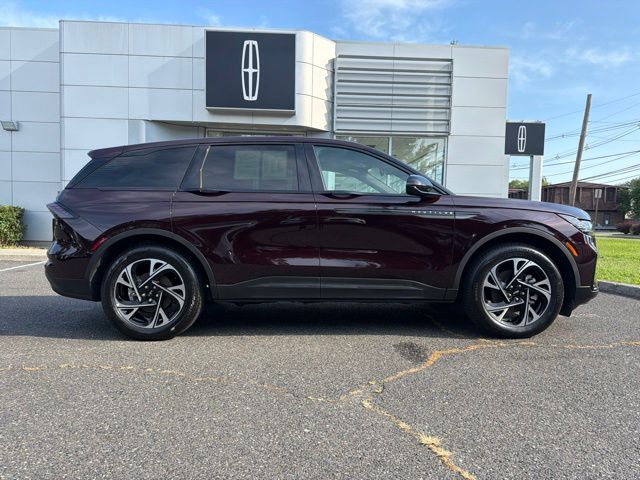 2025 Lincoln Nautilus Premiere - Photo 8
