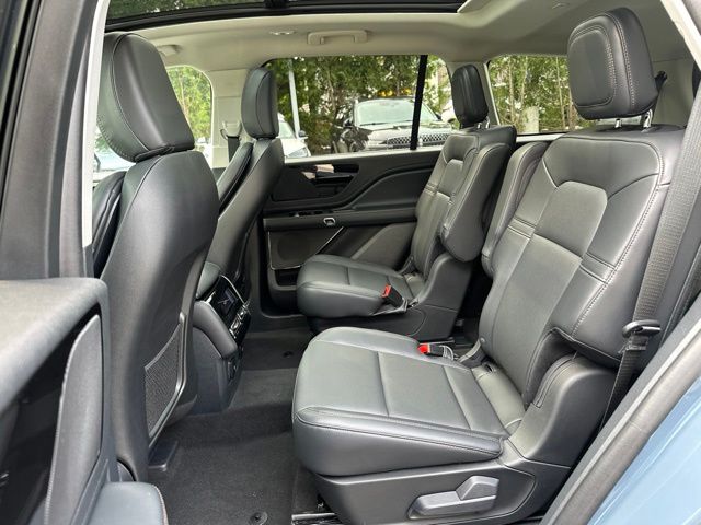 2025 Lincoln Aviator Premiere - Photo 12