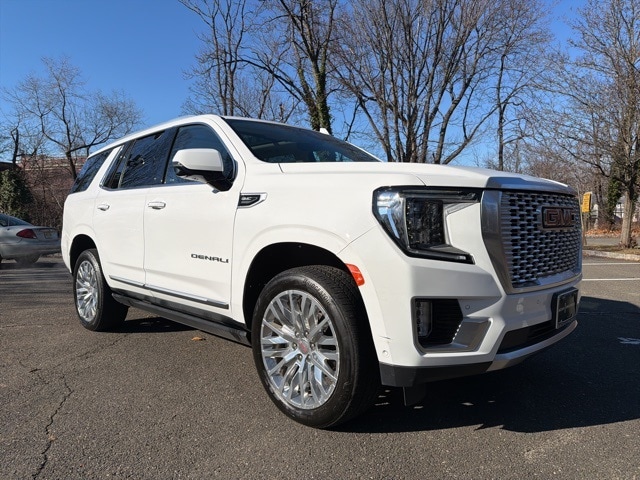 2023 GMC Yukon Denali's photo