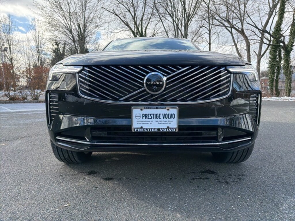 Used 2025 Volvo XC90 B5 Plus SUV