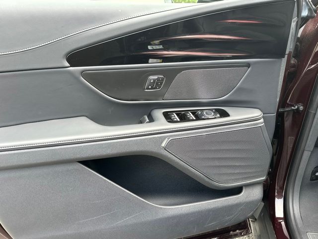 2025 Lincoln Nautilus Premiere - Photo 14