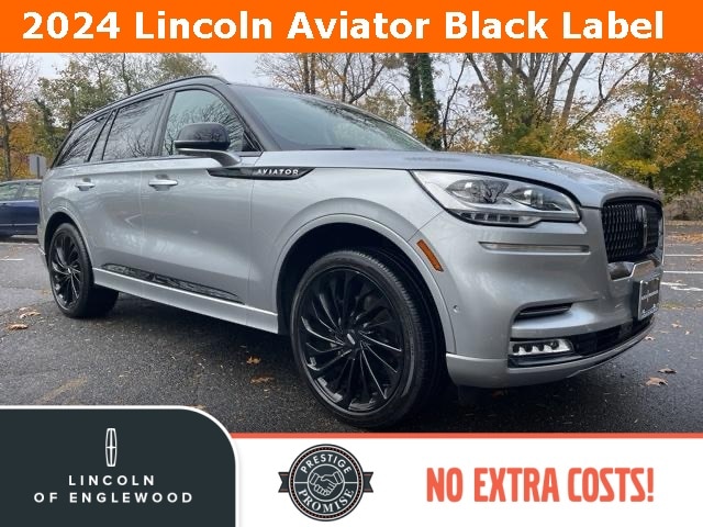 2024 Lincoln Aviator Black Label's photo