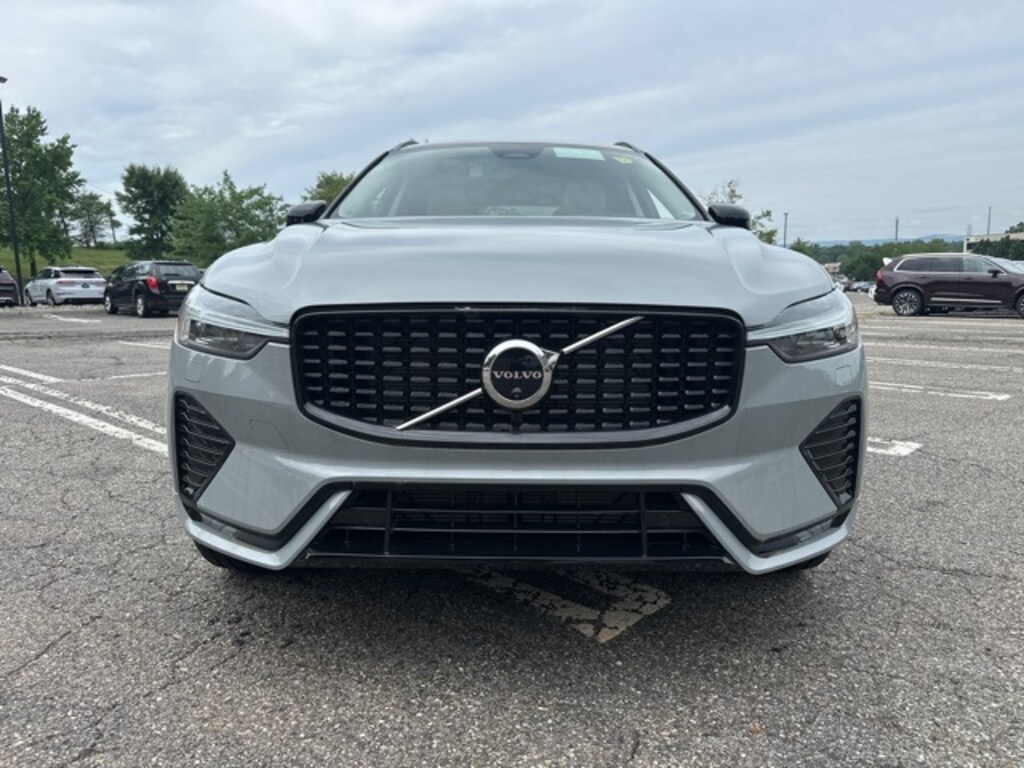 Used 2025 Volvo XC60 B5 Ultra SUV