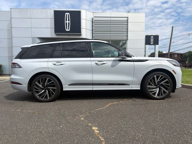 2025 Lincoln Aviator Black Label - Photo 8