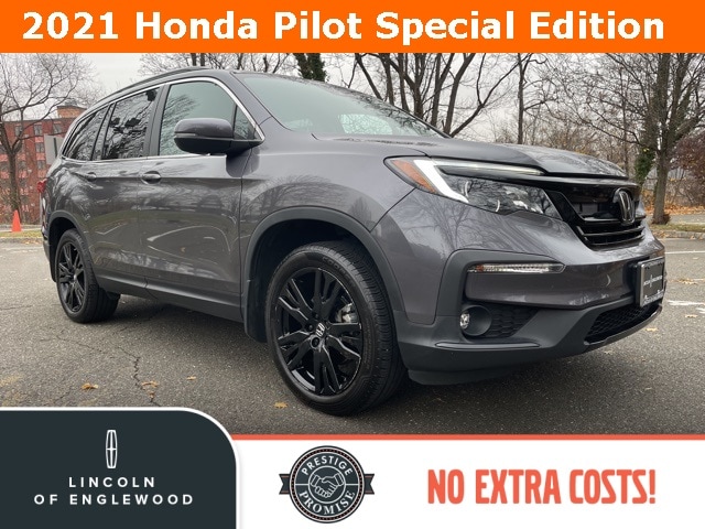 2021 Honda Pilot SE's photo