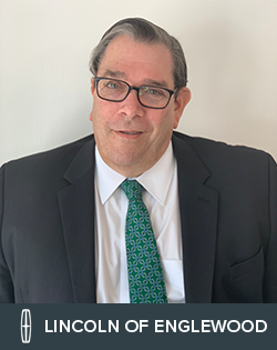 Staff member Lee Manaster from eb90f97b1c05